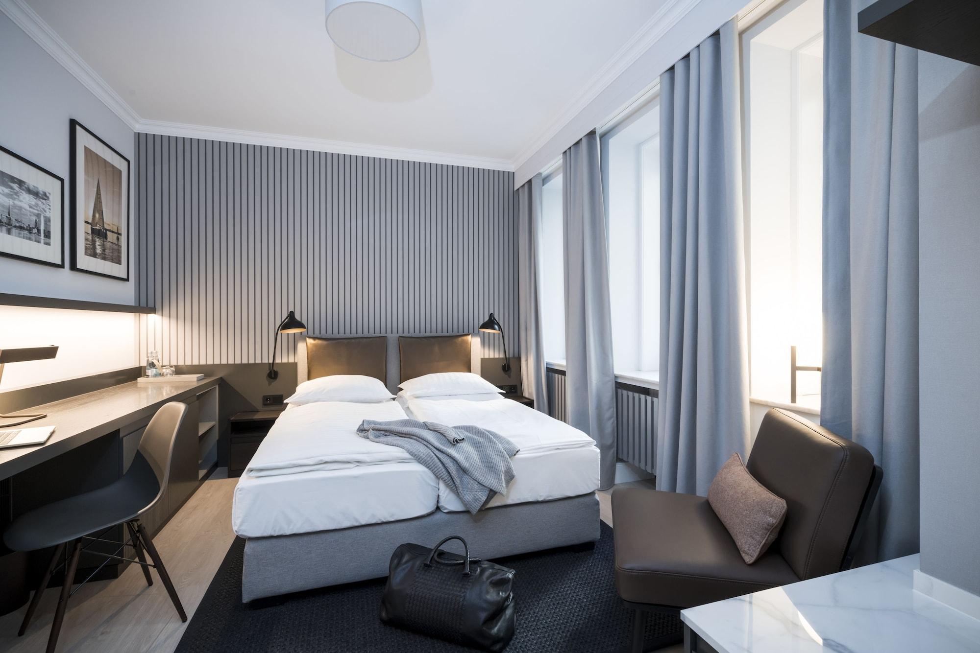 Alster-Hof Hotel Hamburg Exterior photo